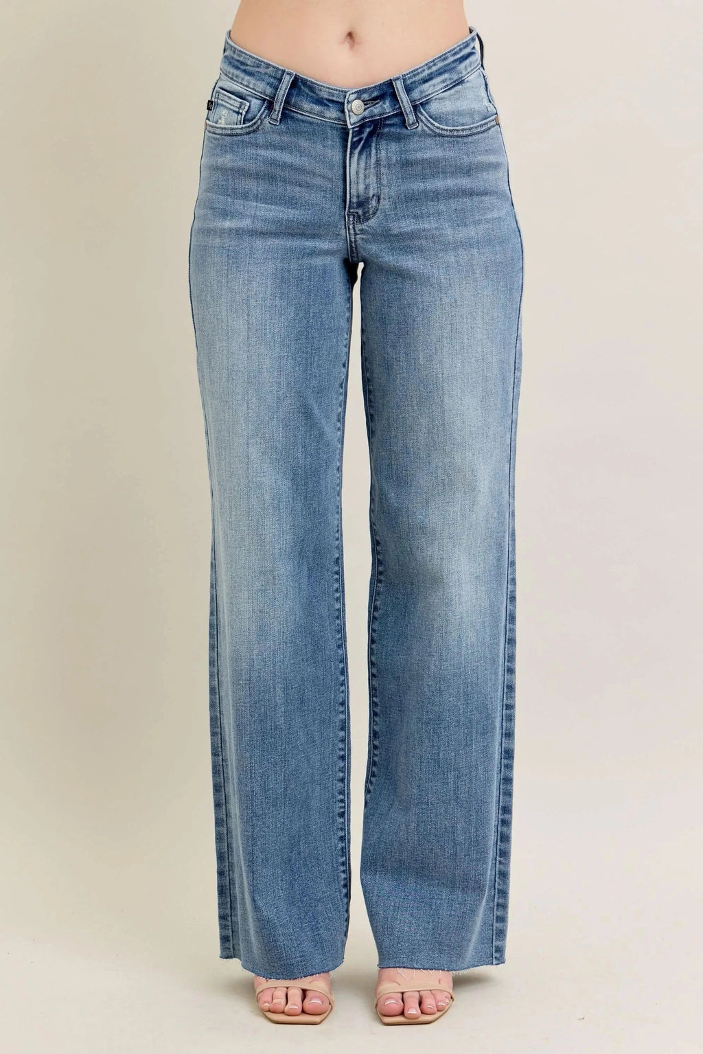 Judy Blue Full Size V - Front Baggy Jeans